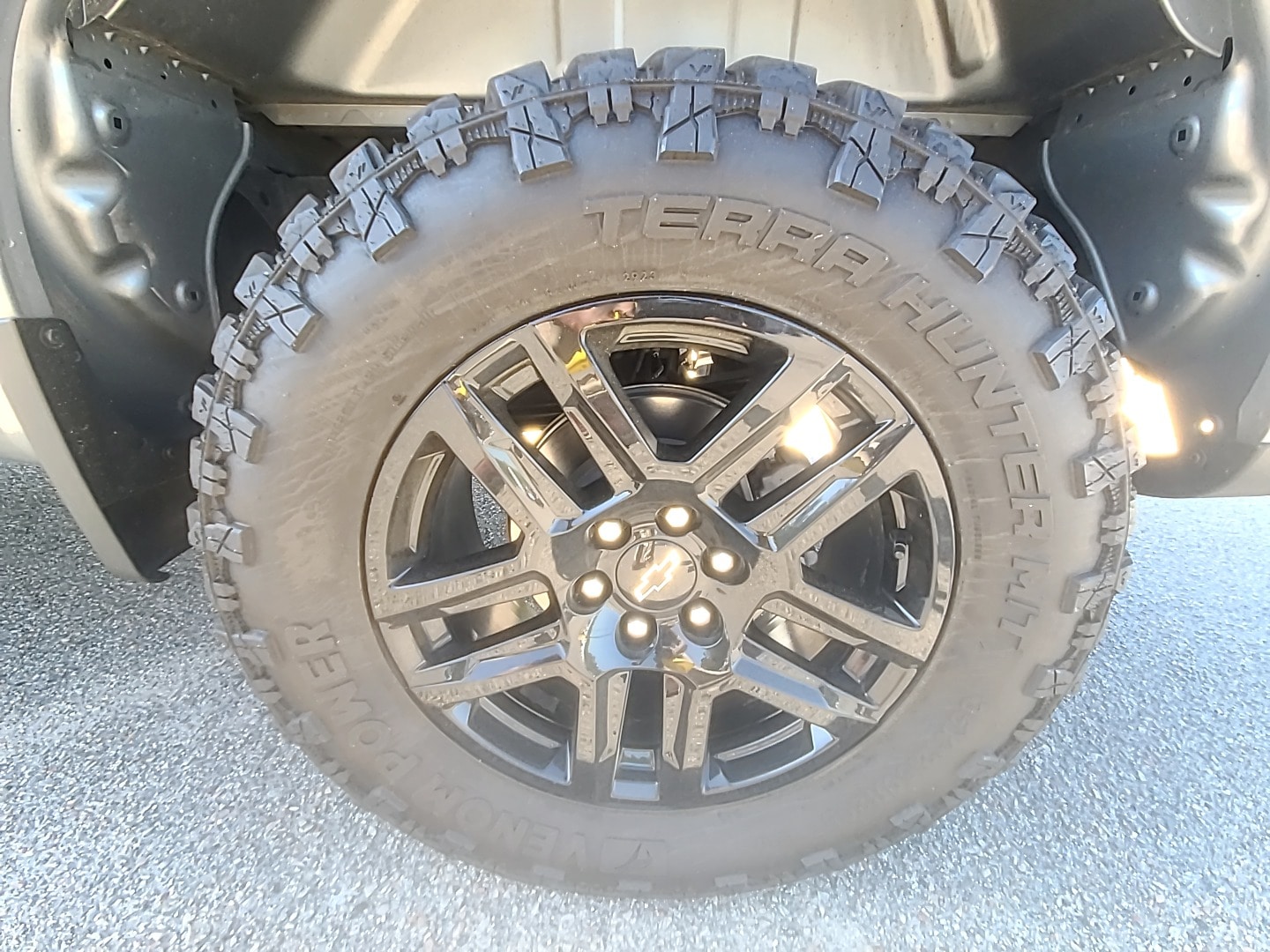 2024 Chevrolet Silverado 1500 Custom Trail Boss Sterling Gray Metallic at Crews Chevrolet