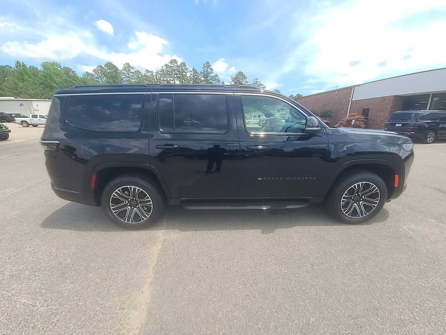 2026 Jeep Grand Wagoneer 4X2 High Gloss Black at Griffin CDJR