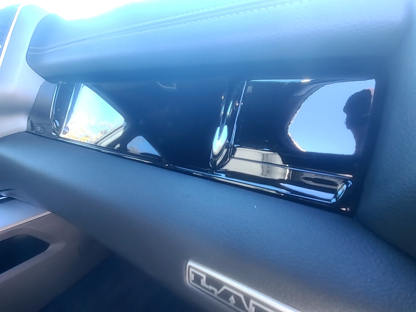 2026 Ram 1500 LARAMIE CREW CAB 4X4 5'7 BOX Ivory White Tri-Coat Pearlcoat at Griffin CDJR