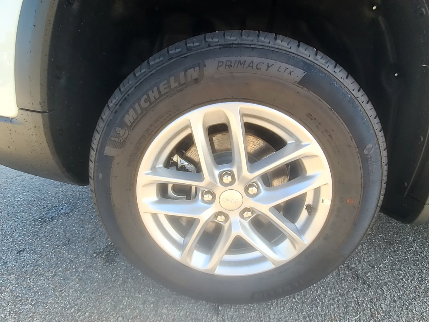 2026 Jeep Grand Cherokee L LAREDO 4X2 Bright White at Griffin CDJR