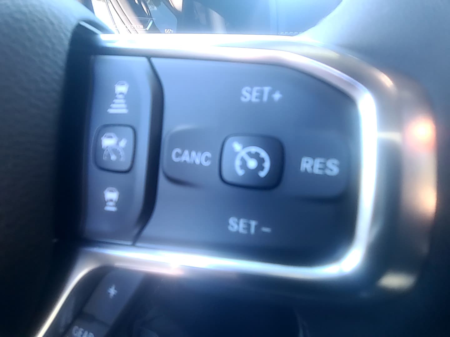 2026 Ram 1500 LARAMIE CREW CAB 4X4 5'7 BOX Ivory White Tri-Coat Pearlcoat at Griffin CDJR