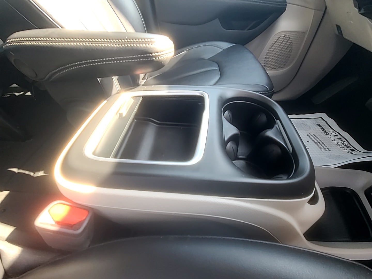 2024 Chrysler Pacifica Touring L - 9