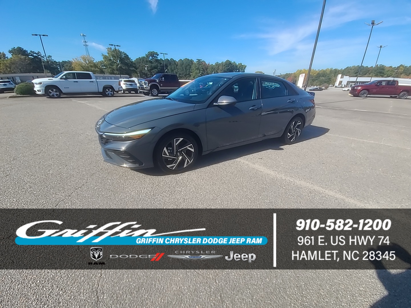 Used 2026 Hyundai Elantra SE Car