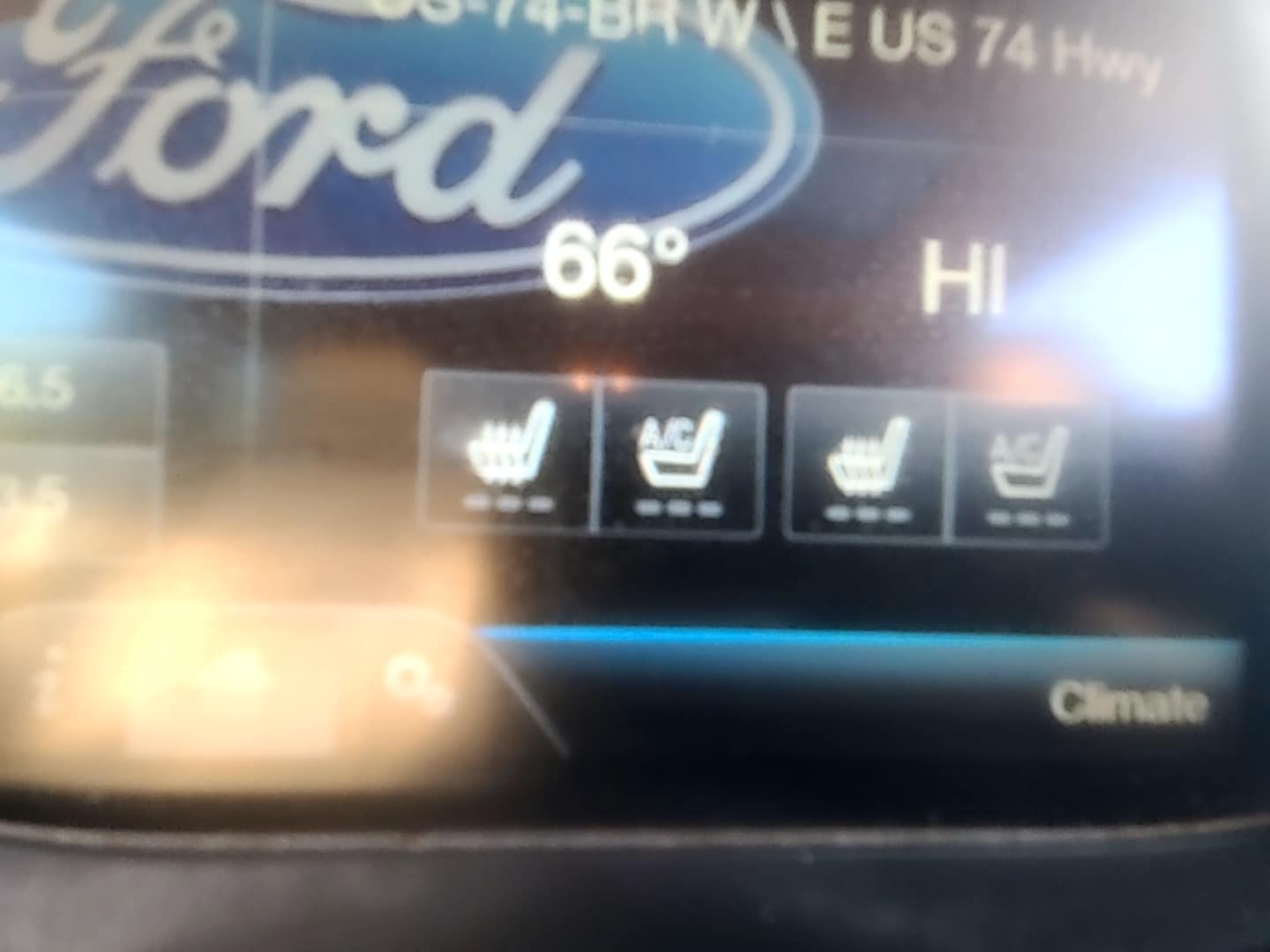 2015 Ford Super Duty F-350 SRW LARIAT FX-4 - 11