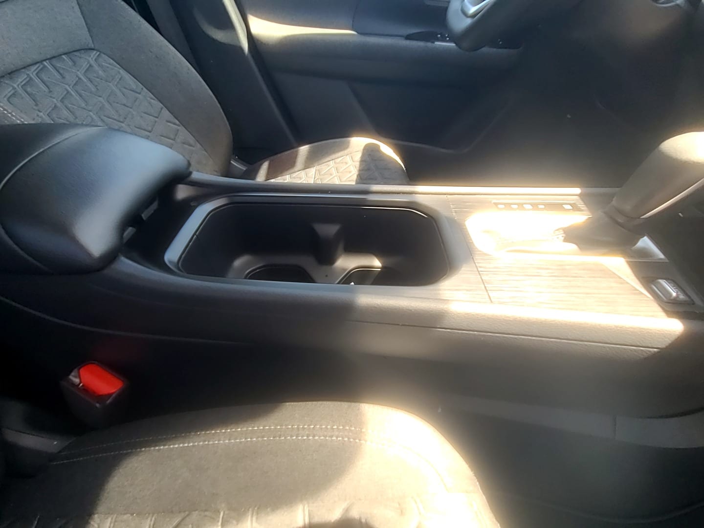 2025 Nissan Kicks SV - 9