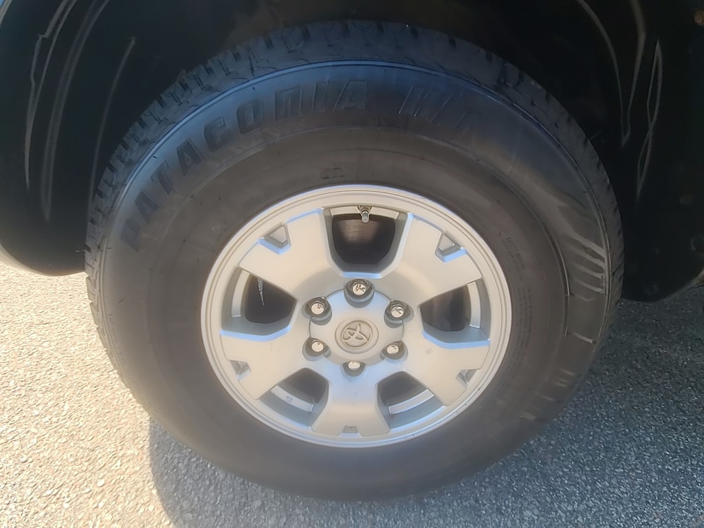 Used 2011 Toyota Tacoma PreRunner Crew Cab Pickup