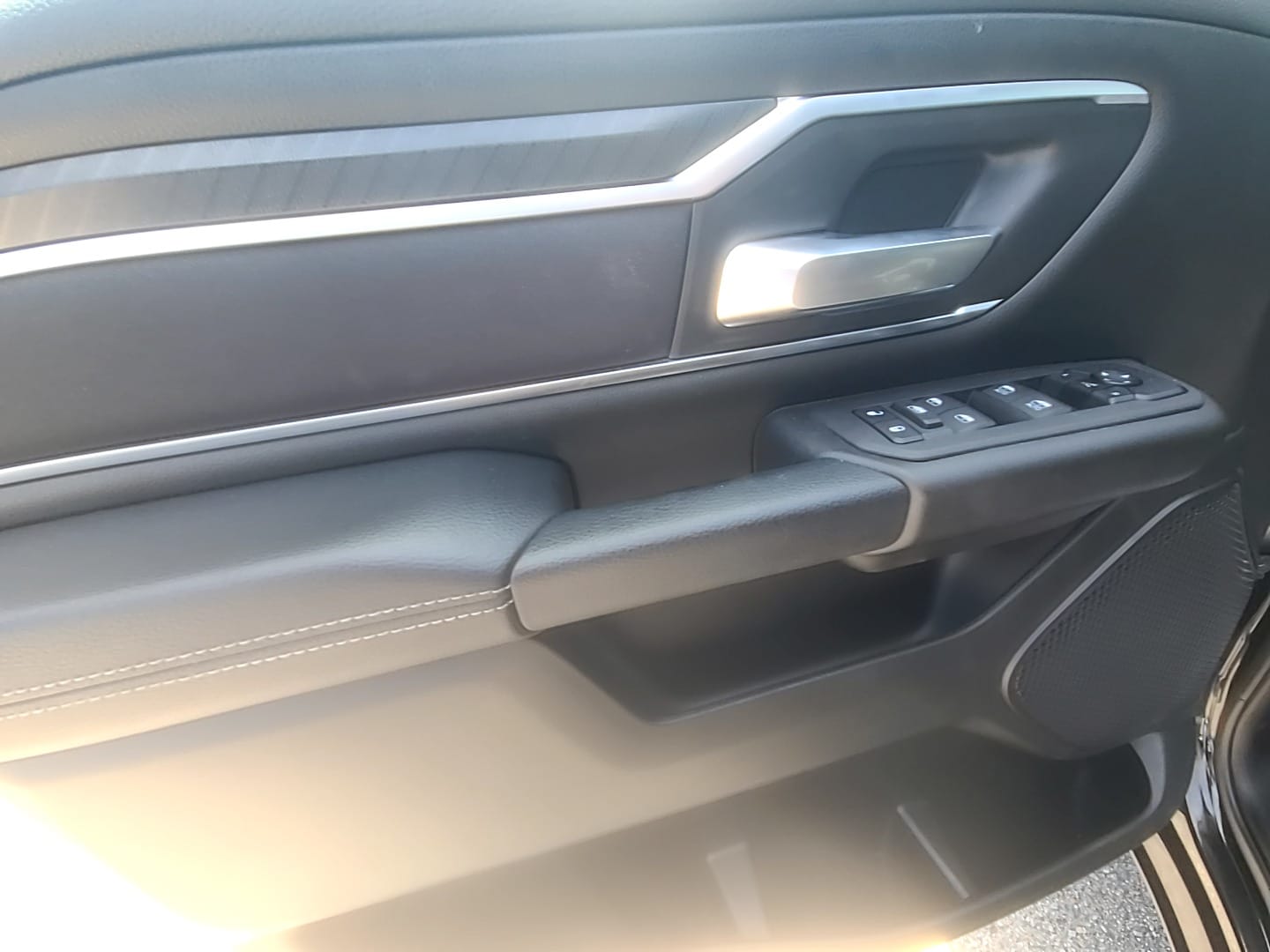 2025 Ram 1500 Big Horn Diamond Black Crystal Pearlcoat at Griffin CDJR
