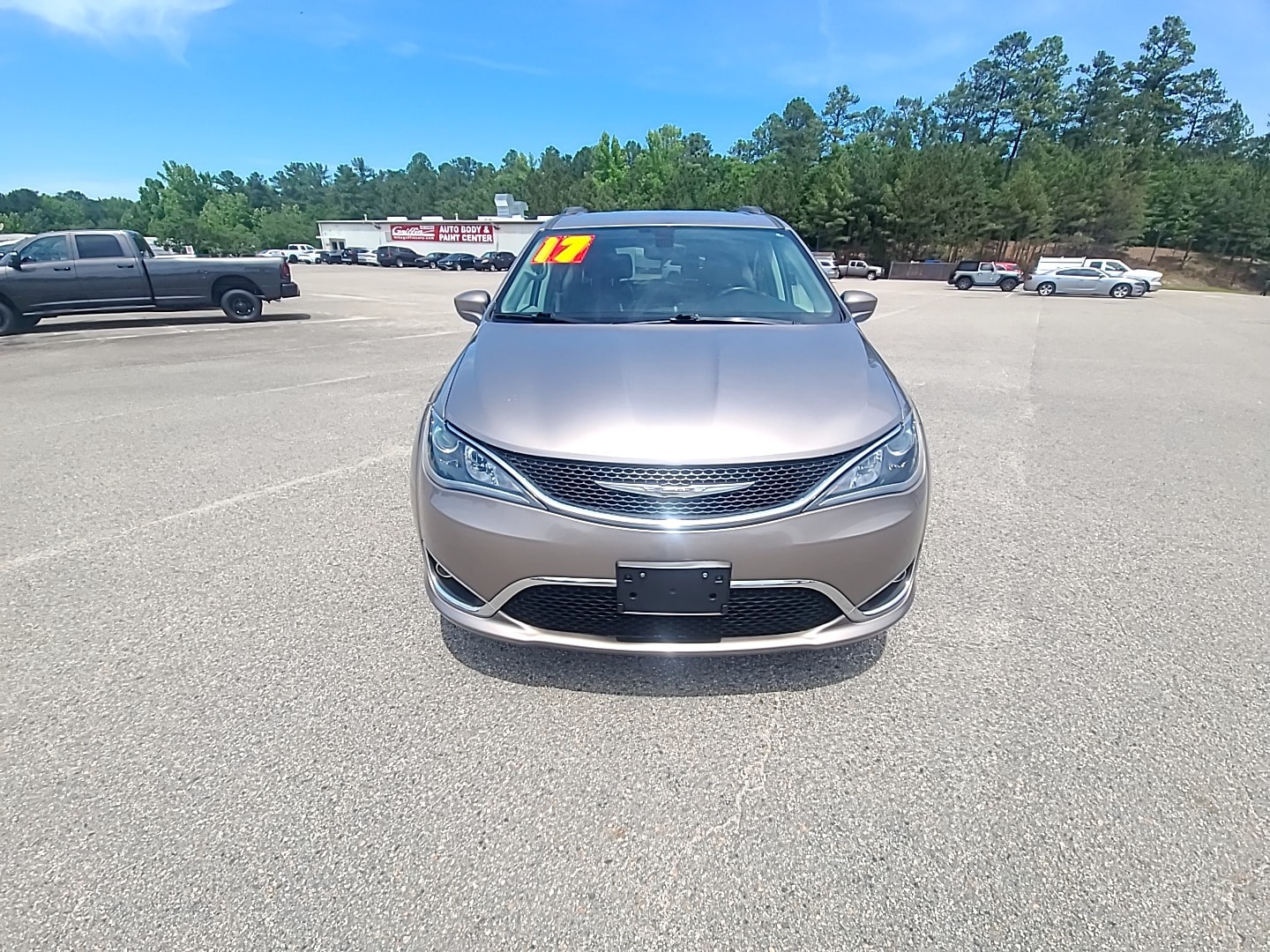 Used 2017 Chrysler Pacifica Touring-L with VIN 2C4RC1BG5HR670546 for sale in Rockingham, NC