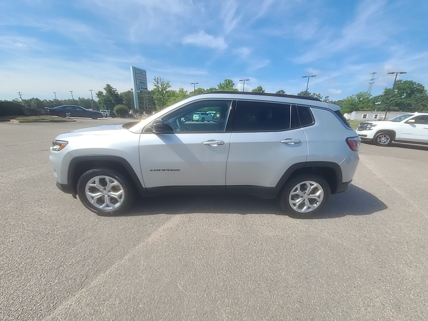 2024 Jeep Compass Latitude Silver Zynith Metallic Clearcoat at Cooper Chevrolet GMC