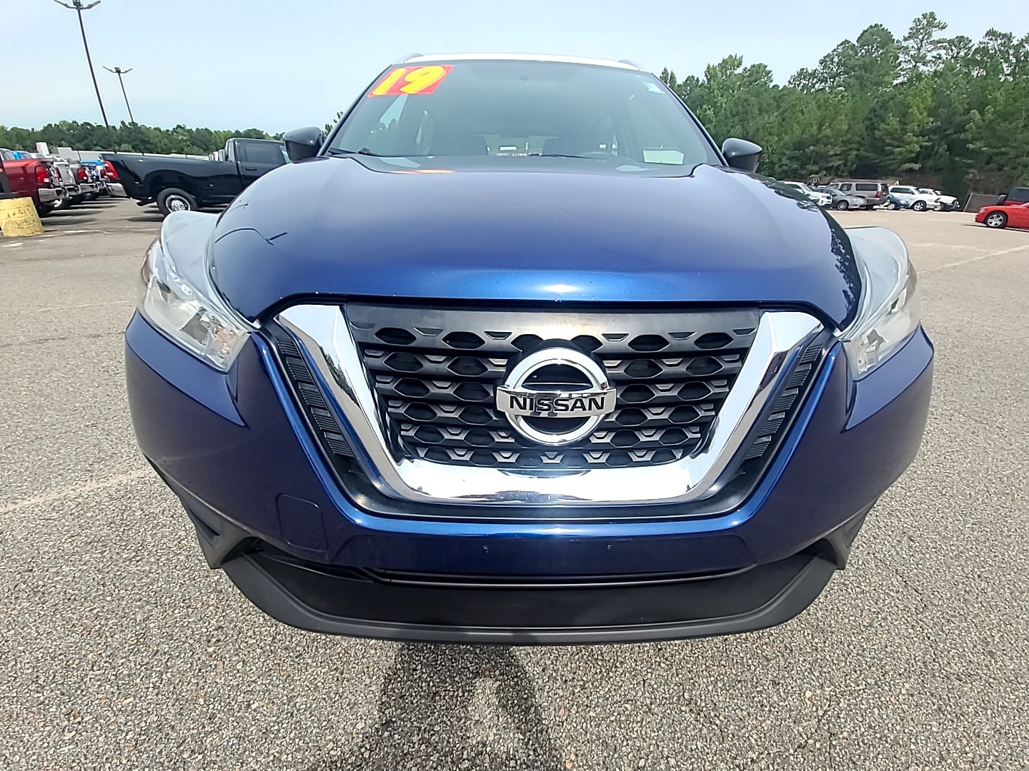 Used 2019 Nissan Kicks SV with VIN 3N1CP5CUXKL550352 for sale in Hamlet, NC