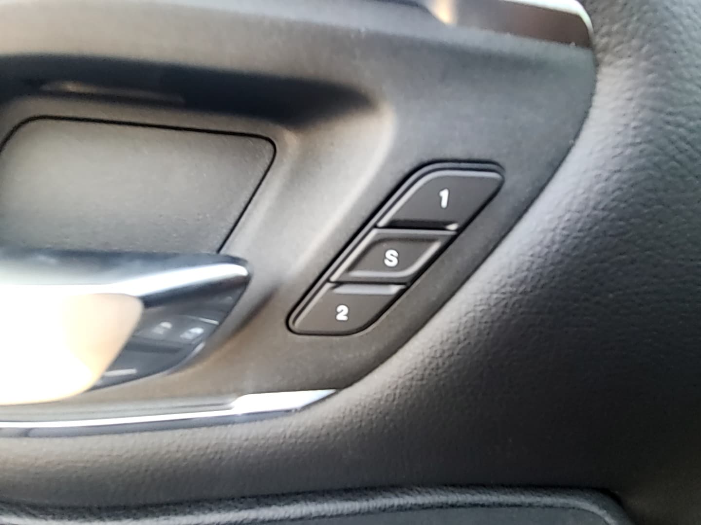 2026 Ram 1500 LARAMIE CREW CAB 4X4 5'7 BOX Diamond Black Crystal Pearlcoat at Griffin CDJR