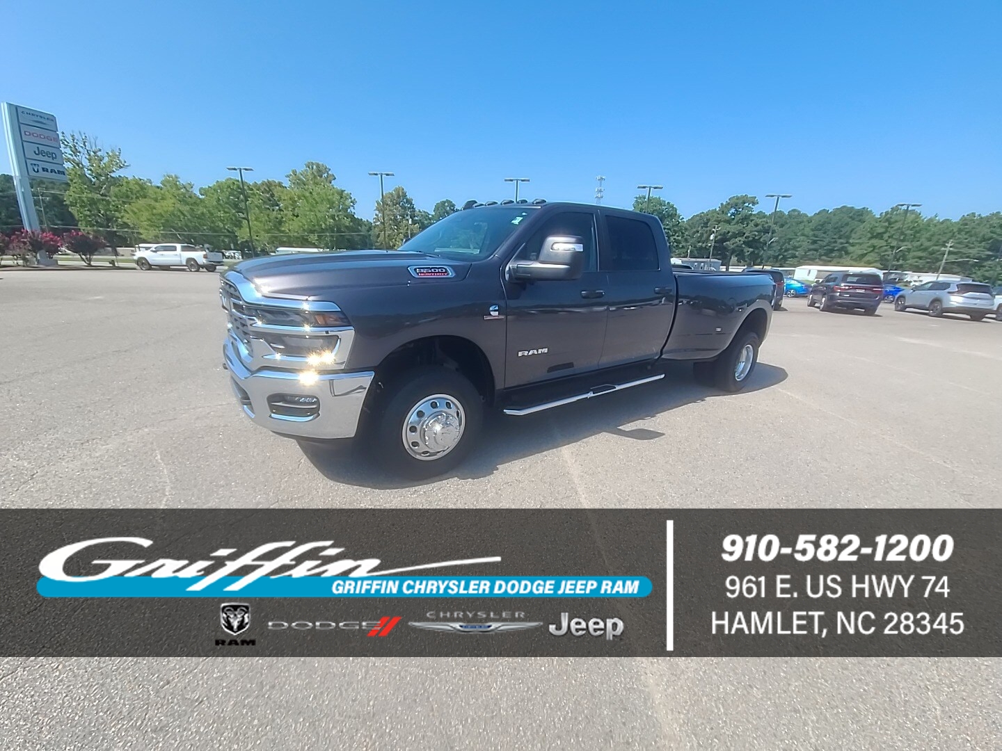 2026 Ram 3500 BIG HORN CREW CAB 4X4 Pickup
