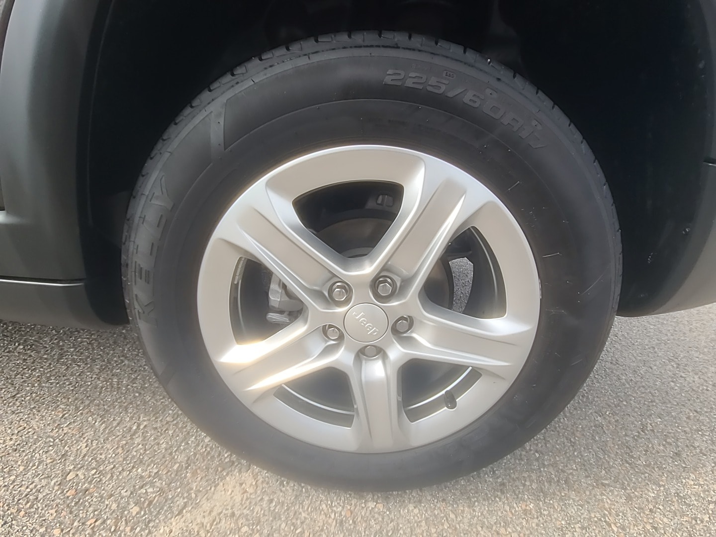2024 Jeep Compass Latitude Gray at Cooper Chevrolet GMC