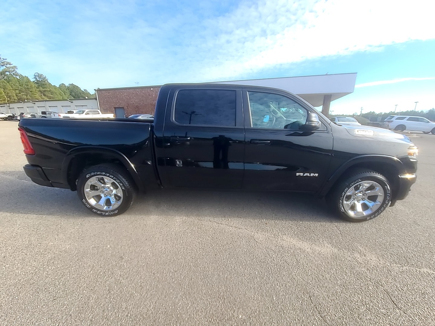 2026 Ram 1500 BIG HORN CREW CAB 4X2 5'7 BOX Diamond Black Crystal Pearlcoat at Griffin CDJR