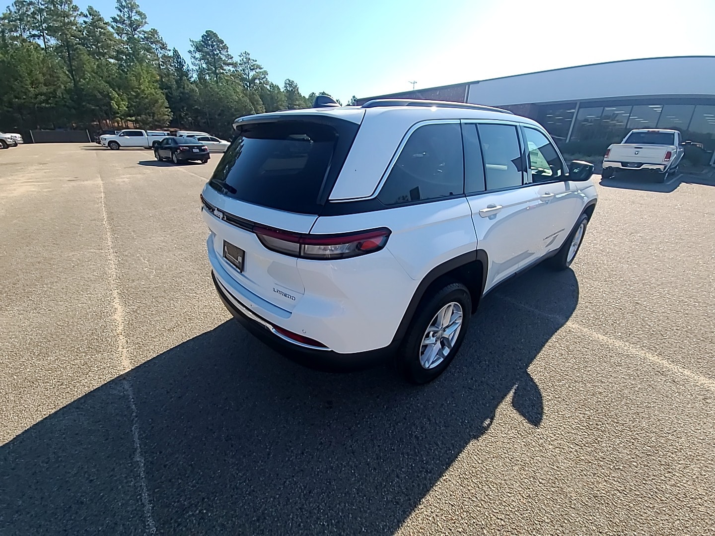 2025 Jeep Grand Cherokee LAREDO X 4X2 Bright White at Griffin CDJR