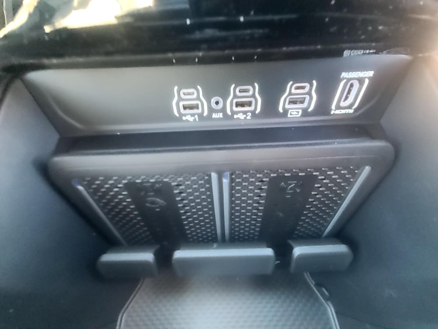 2026 Ram 1500 LARAMIE CREW CAB 4X4 5'7 BOX Ivory White Tri-Coat Pearlcoat at Griffin CDJR