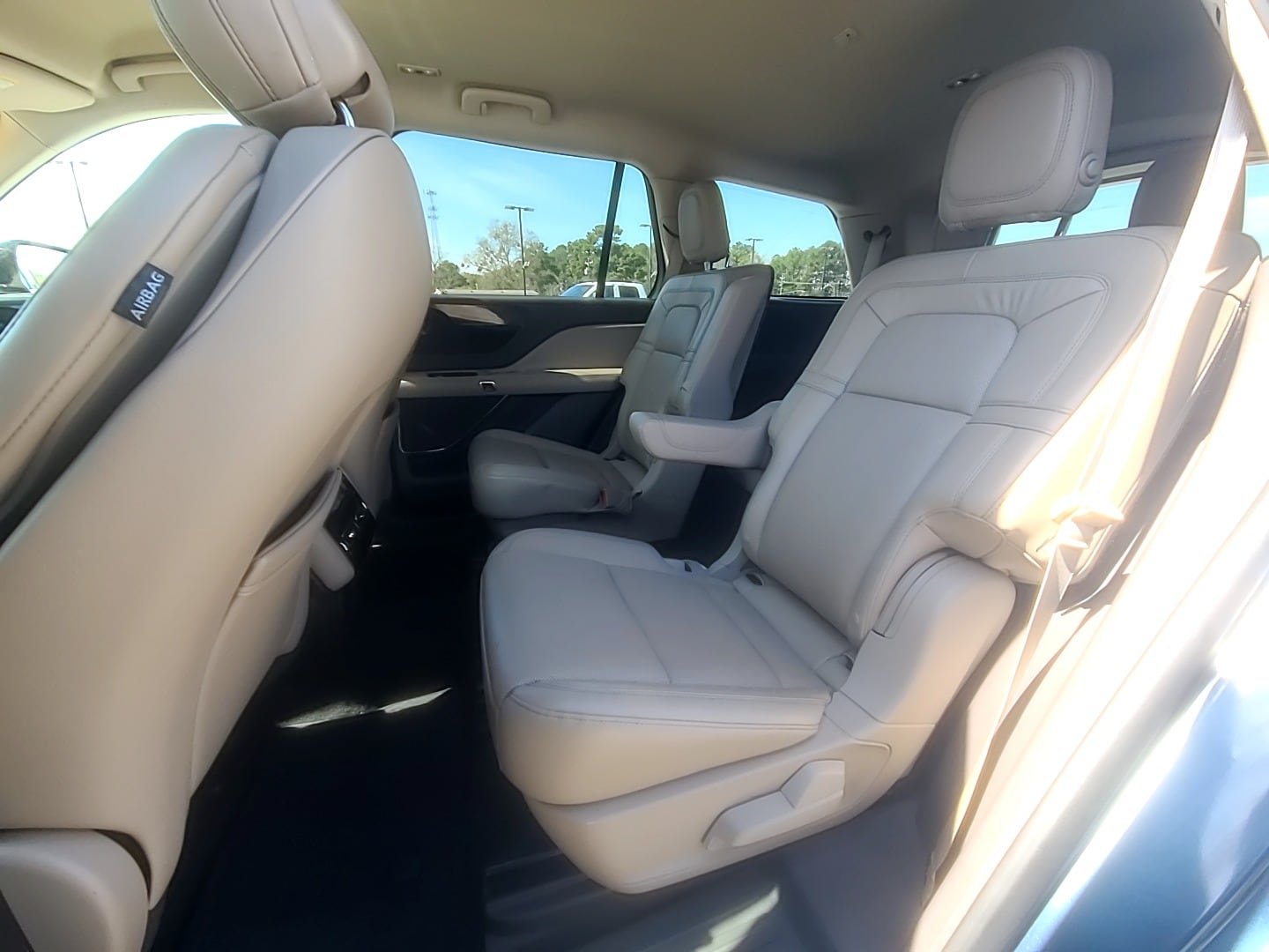 2020 Lincoln Aviator Reserve Blue at Griffin Nissan