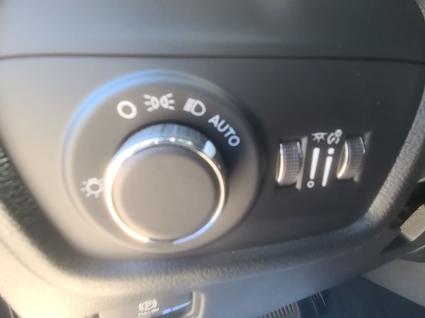 2026 Jeep Grand Cherokee L LAREDO X 4X4 Baltic Gray at Griffin CDJR