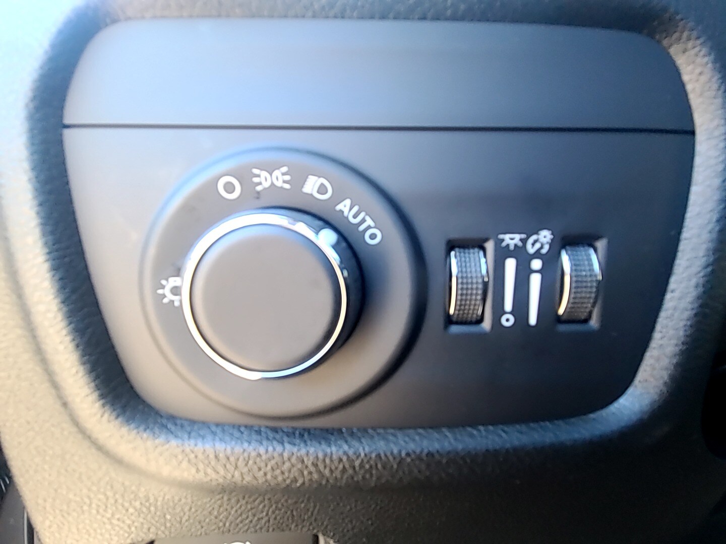 2025 Jeep Grand Cherokee ALTITUDE X 4X2 Baltic Gray at Griffin CDJR