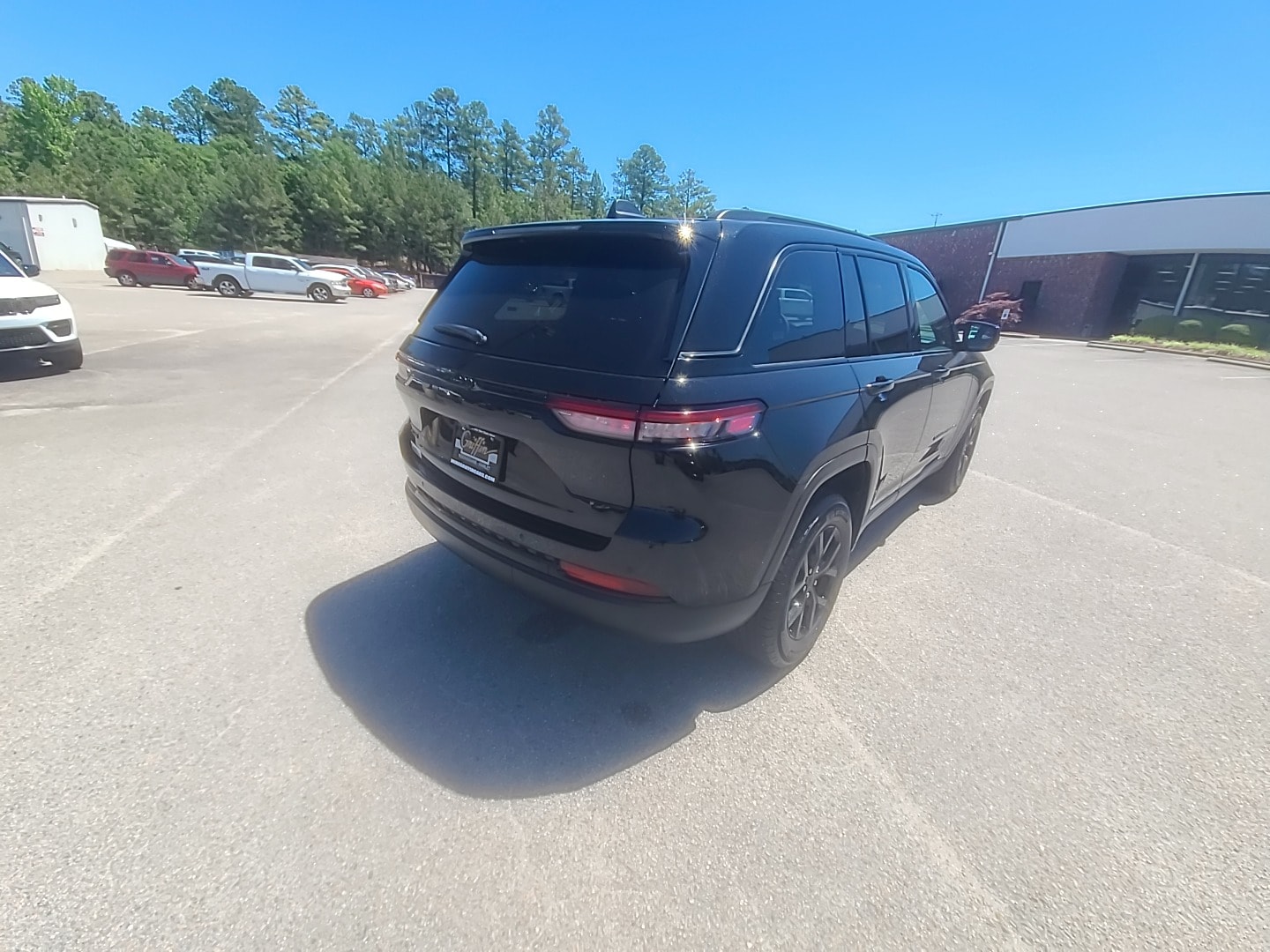 2025 Jeep Grand Cherokee Altitude Diamond Black Crystal Pearlcoat at Griffin CDJR