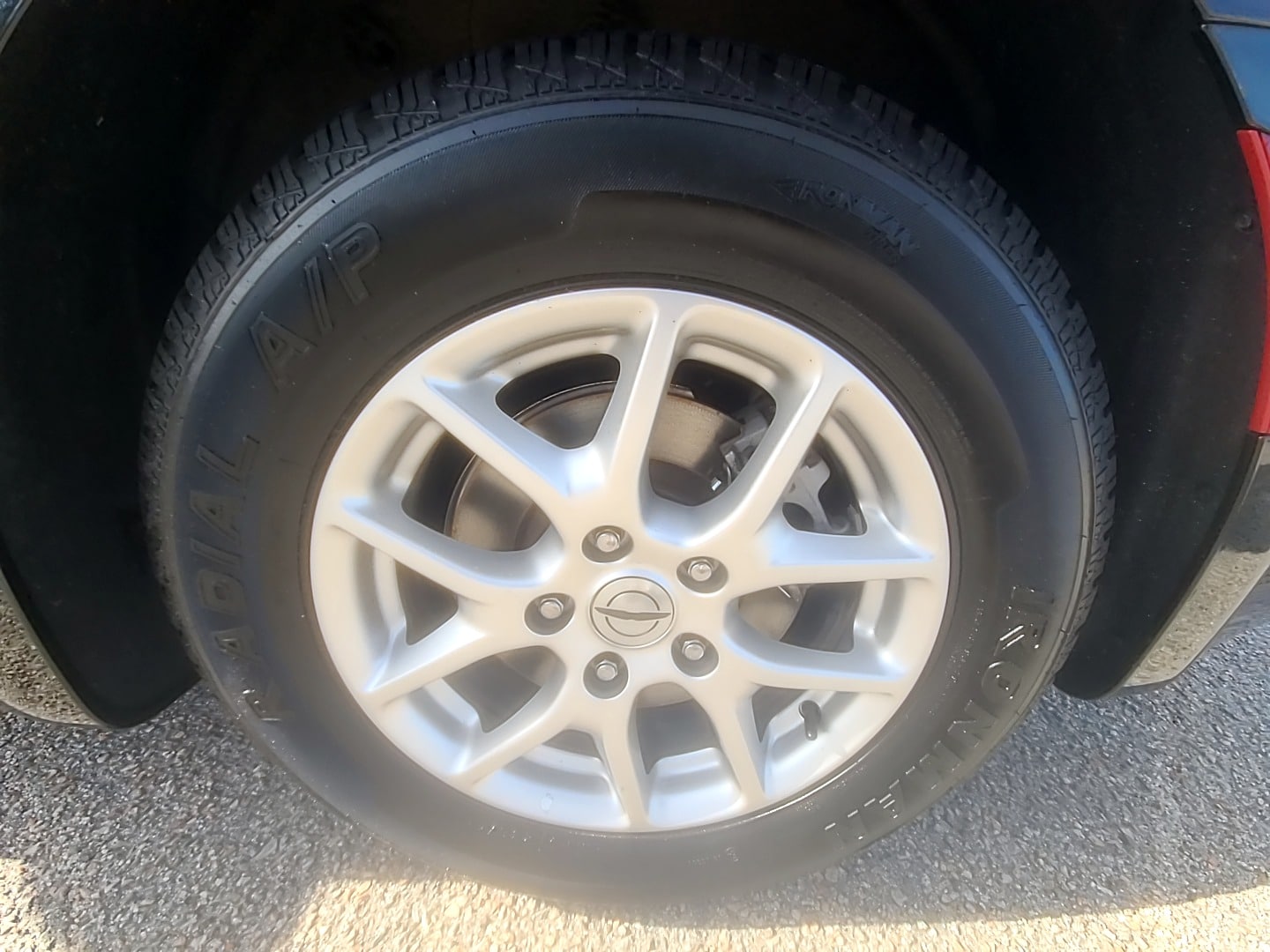 2023 Chrysler Pacifica Touring L Brilliant Black Crystal Pearlcoat at Griffin CDJR