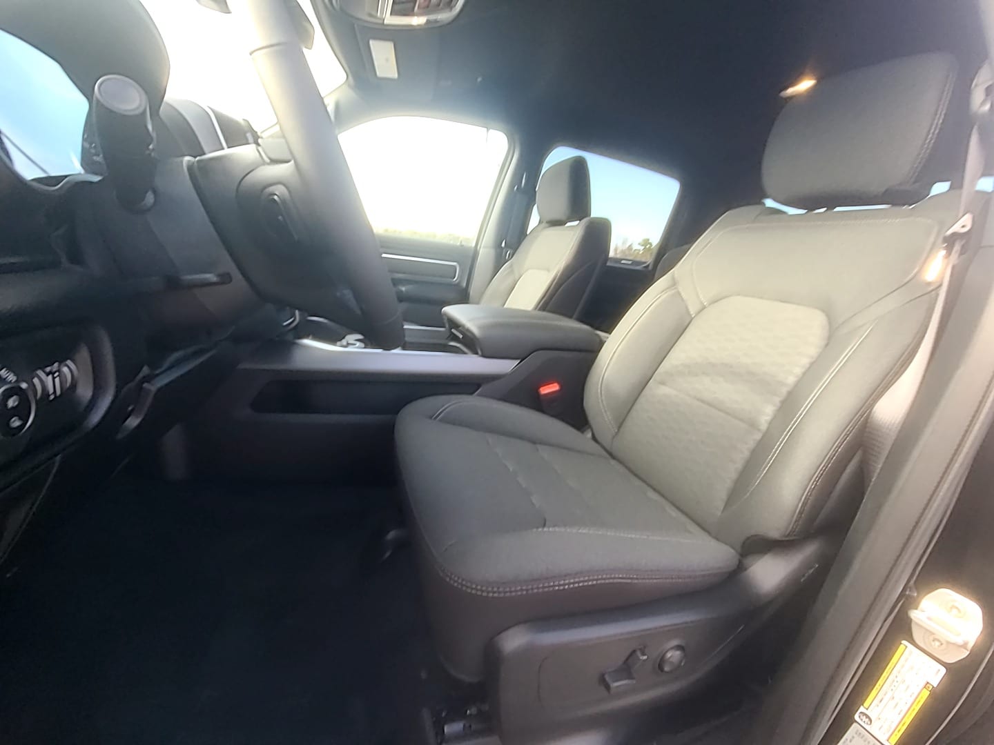 2026 Ram 1500 BIG HORN CREW CAB 4X2 5'7 BOX Diamond Black Crystal Pearlcoat at Griffin CDJR