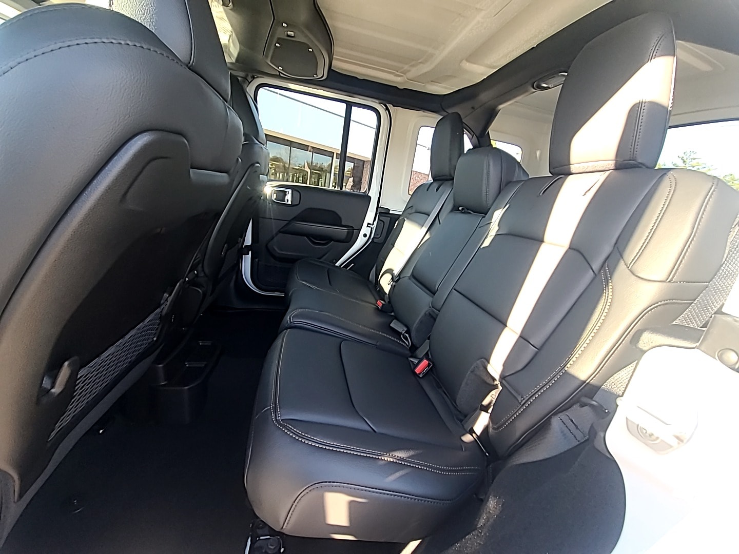 2026 Jeep Wrangler 4-DOOR SAHARA bright white clearcoat at Griffin CDJR