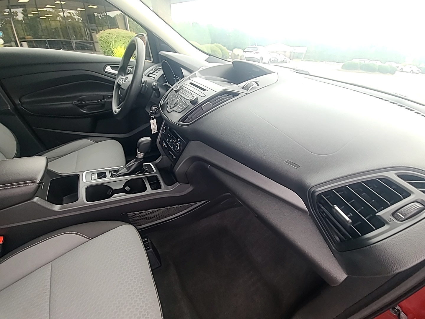 2017 Ford Escape SE - 8