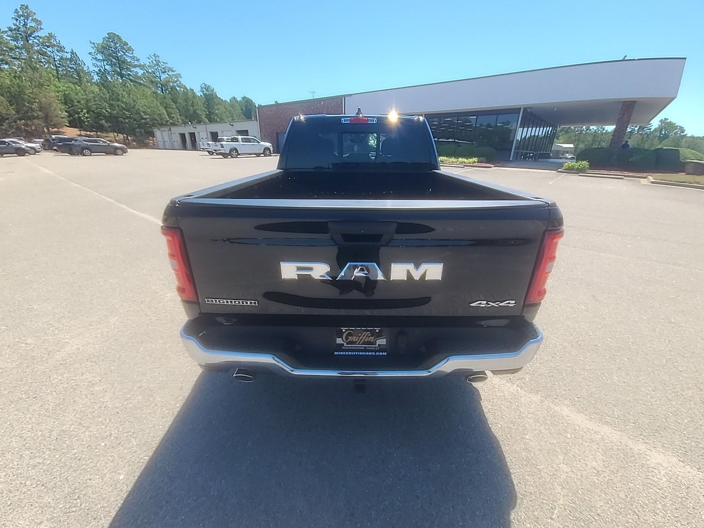 2026 Ram 1500 BIG HORN CREW CAB 4X4 6'4 BOX Diamond Black Crystal Pearlcoat at Griffin CDJR