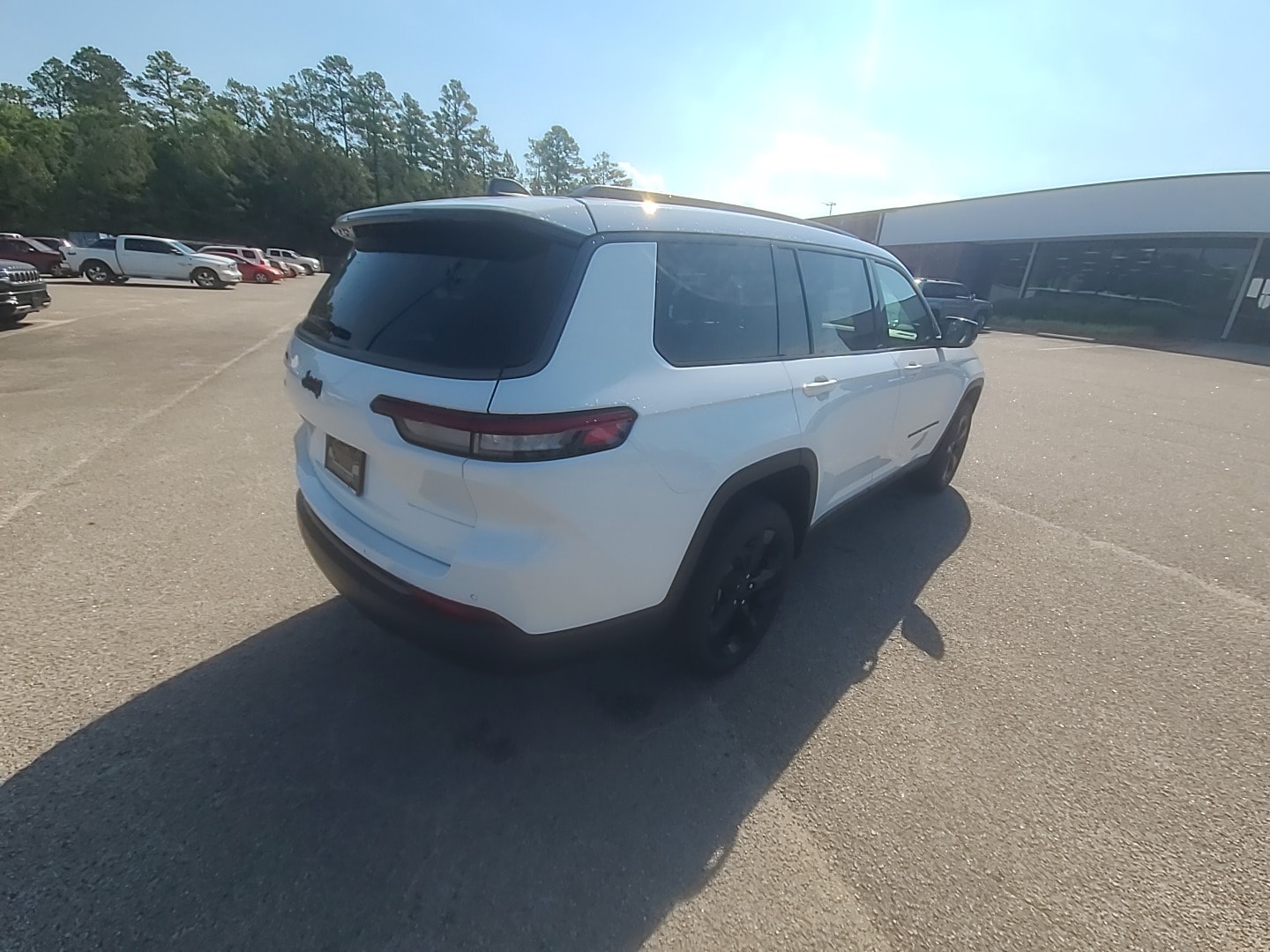 2026 Jeep Grand Cherokee L LIMITED 4X2 Bright White at Griffin CDJR