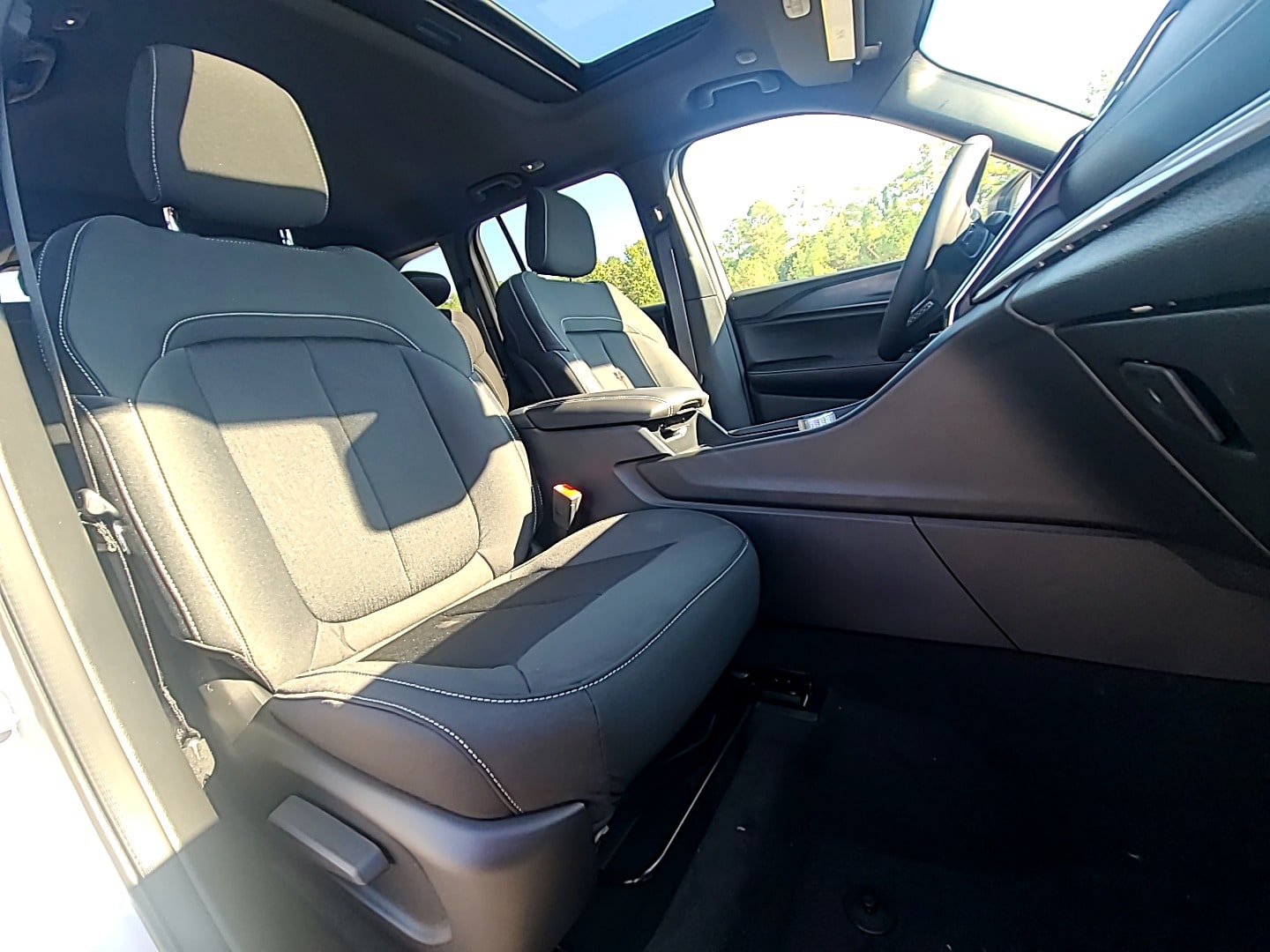 2025 Jeep Grand Cherokee LAREDO X 4X2 - 6