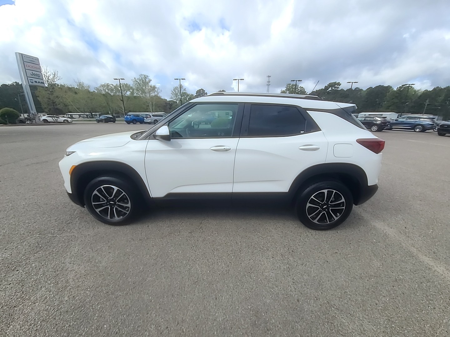 2025 Chevrolet Trailblazer LT Summit White at Marchant Chevrolet
