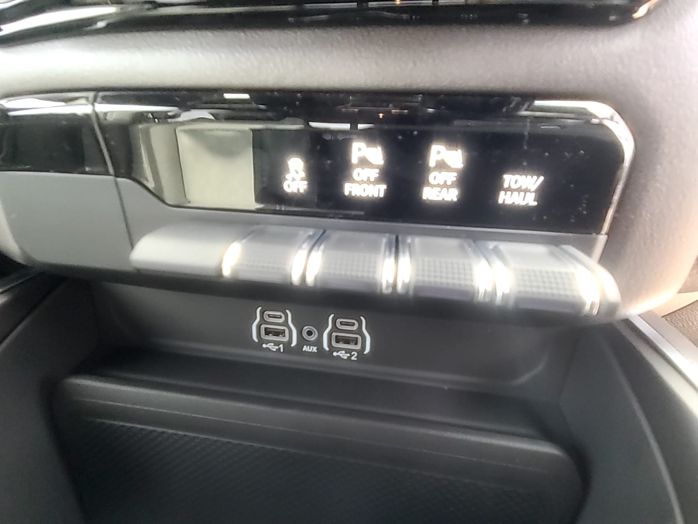 2026 Ram 1500 BIG HORN CREW CAB 4X4 5'7 BOX - 10