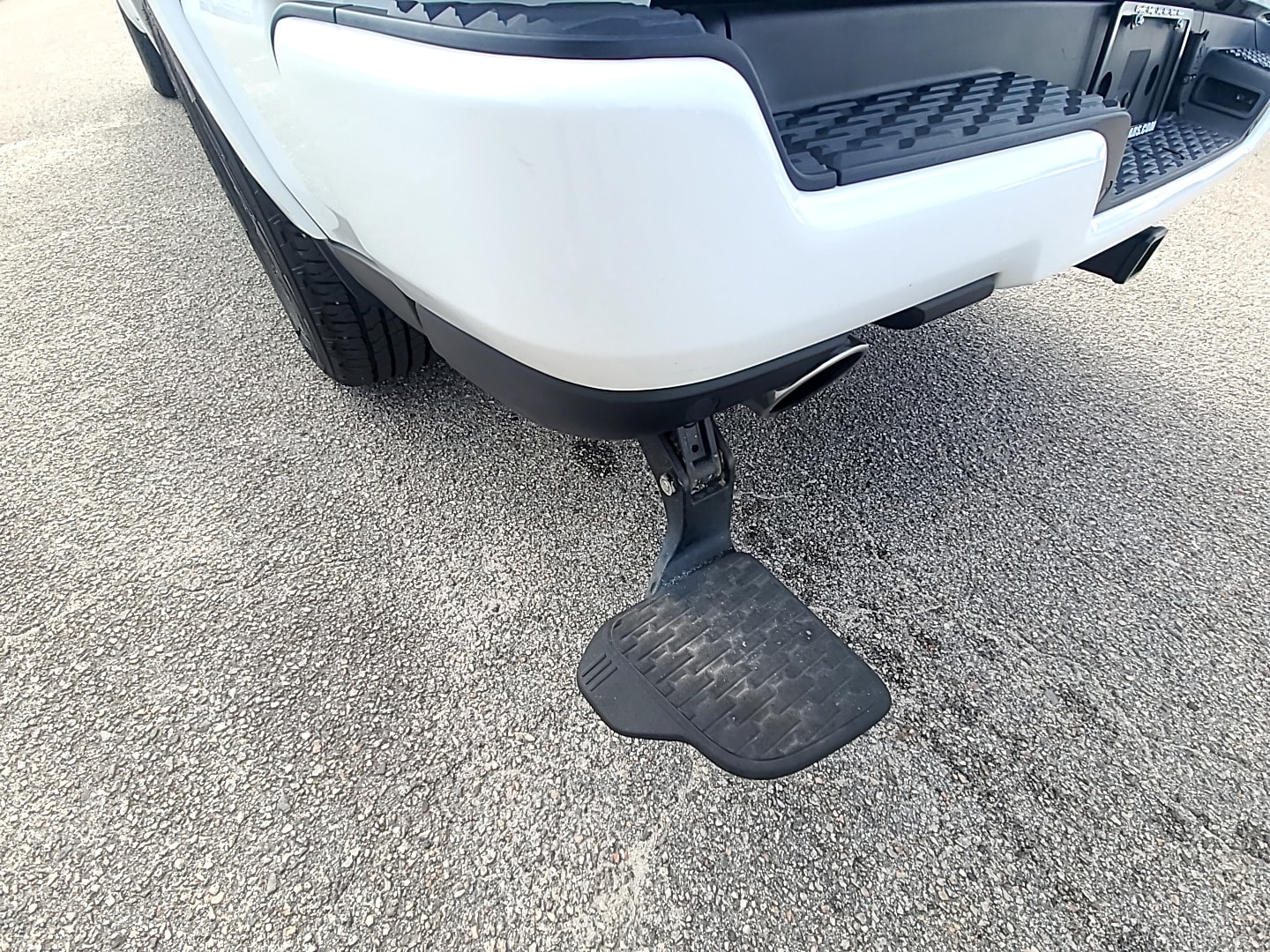 2025 Ram 1500 Big Horn Bright White Clearcoat at Ravenel Ford