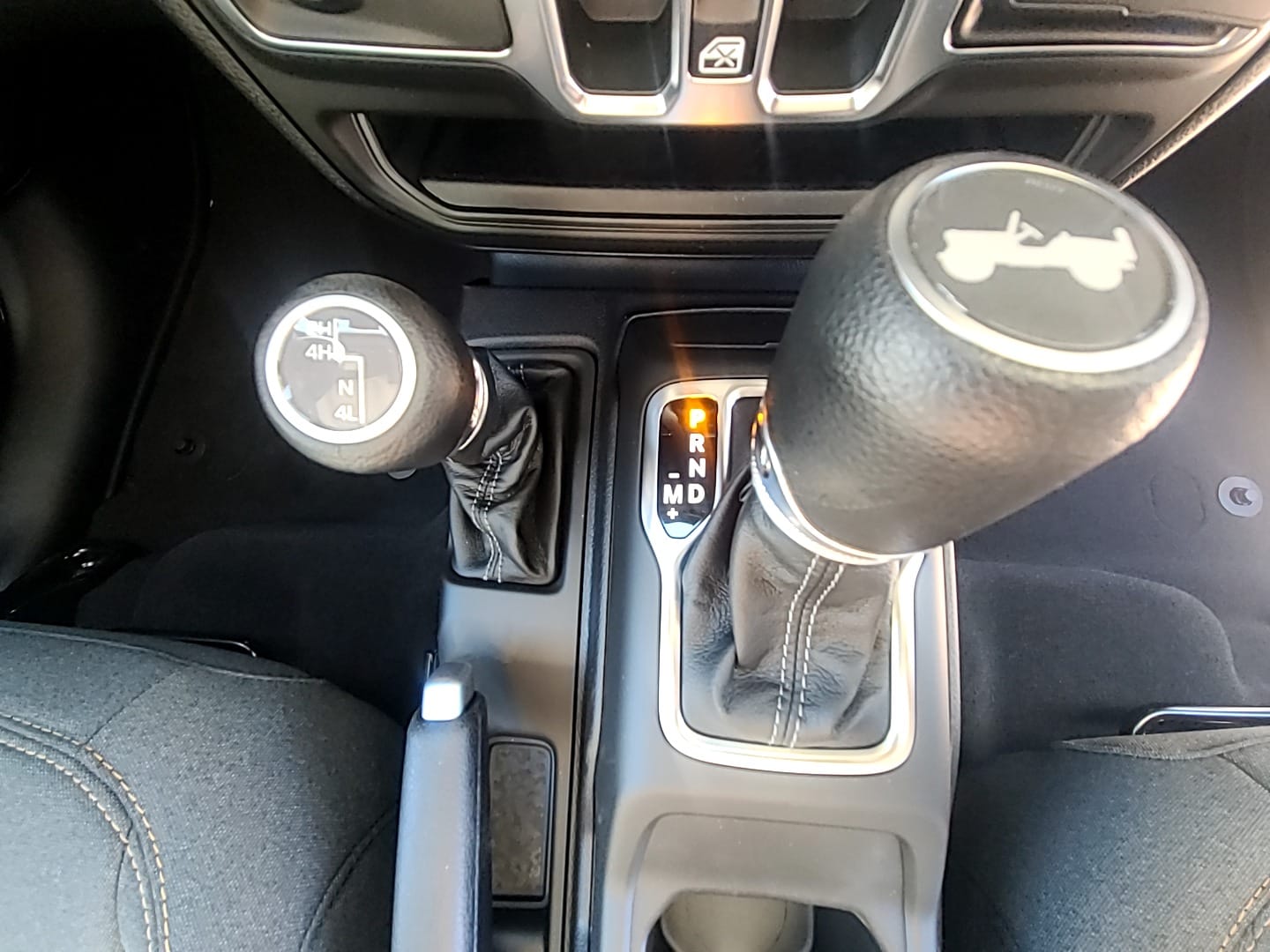 2026 Jeep Wrangler 4-DOOR SPORT S - 10