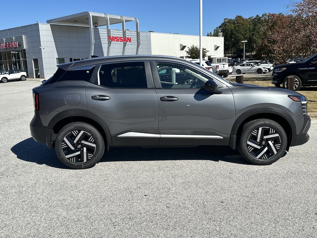 New 2026 Nissan Kicks SV SUV