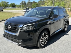 2025 Nissan Pathfinder Platinum SUV