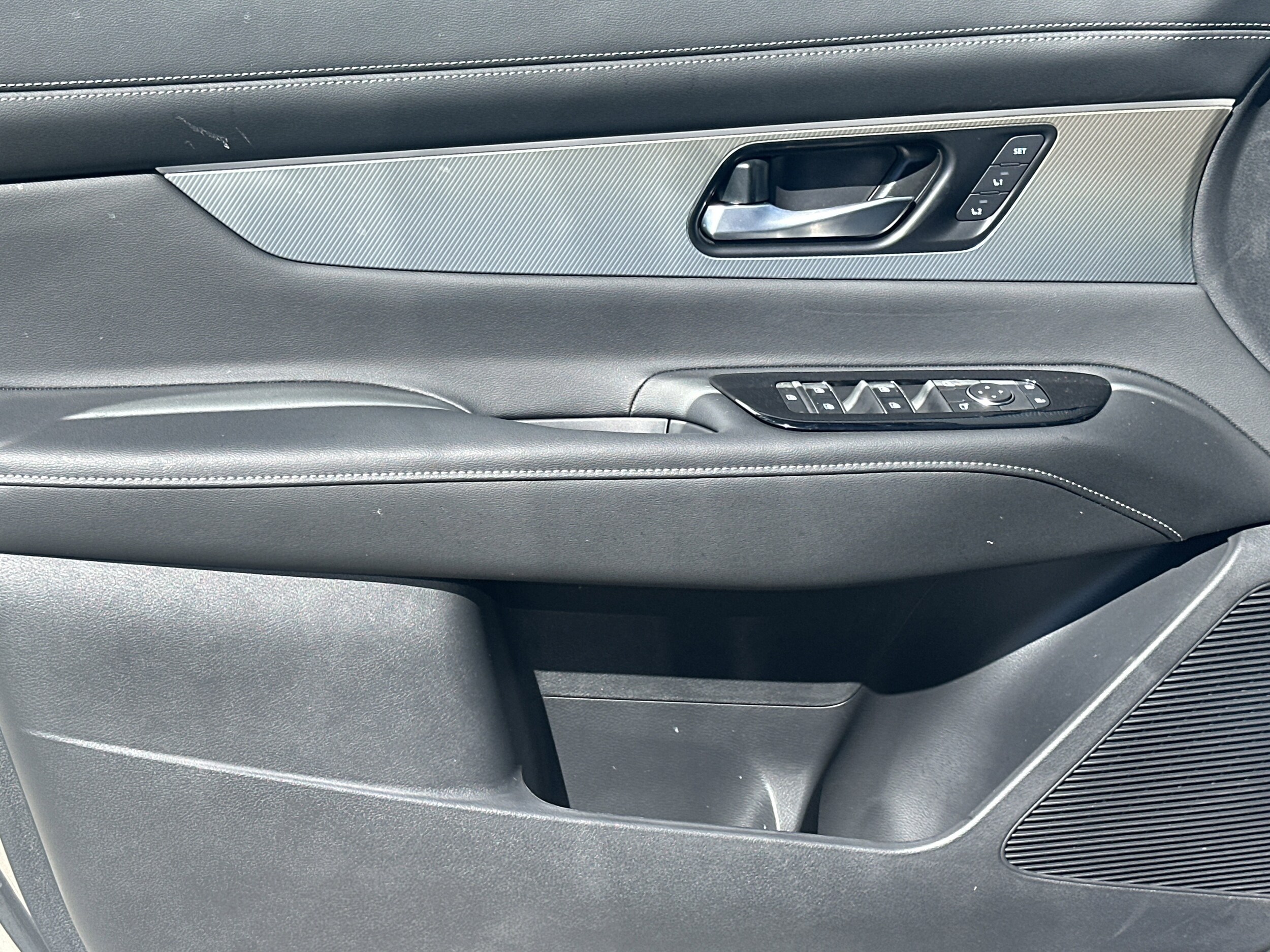 2025 Nissan Murano SL - Photo 10