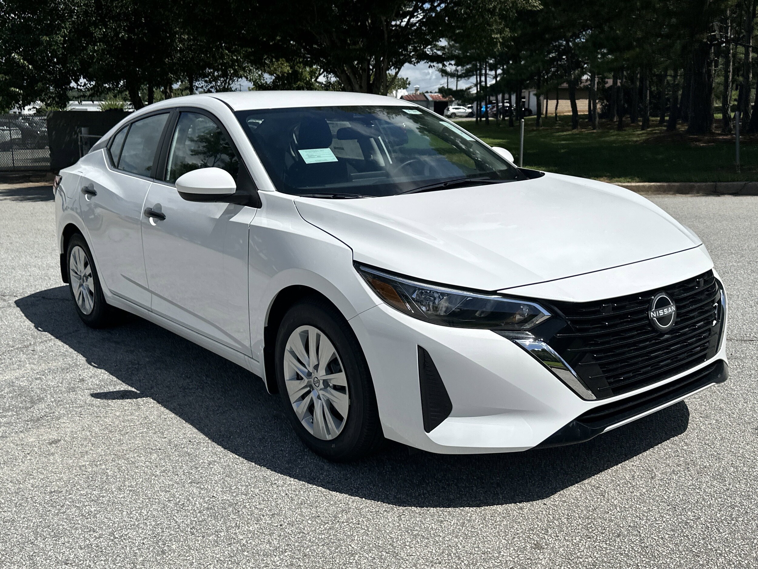 2025 Nissan Sentra S photo 3