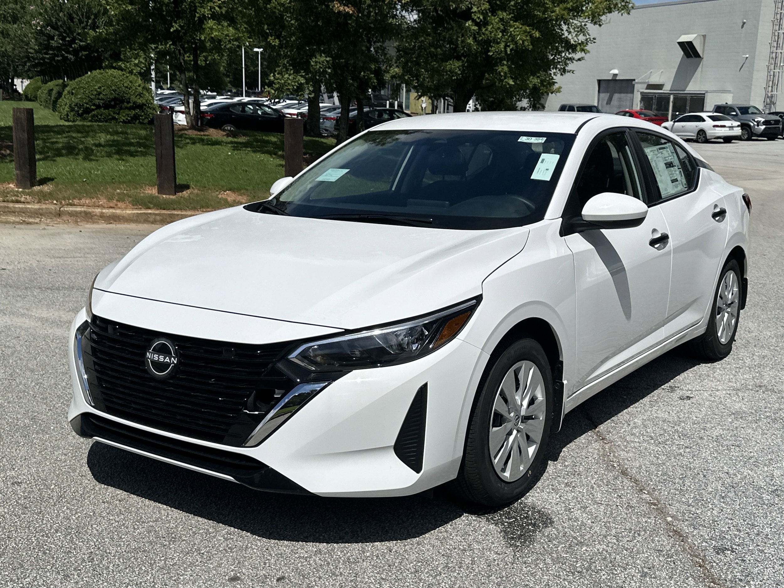 2025 Nissan Sentra S's photo