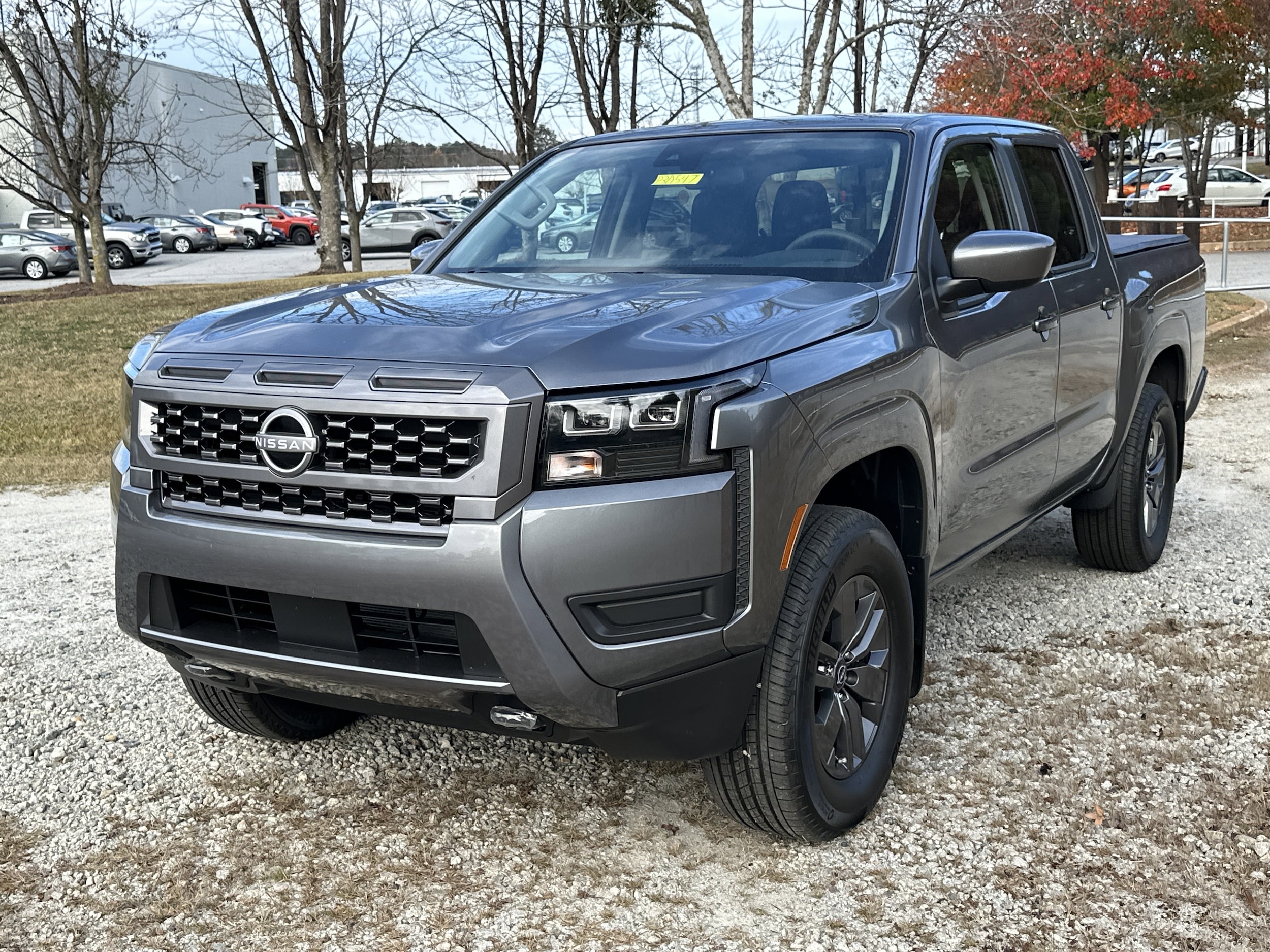 2026 Nissan Frontier SV's photo