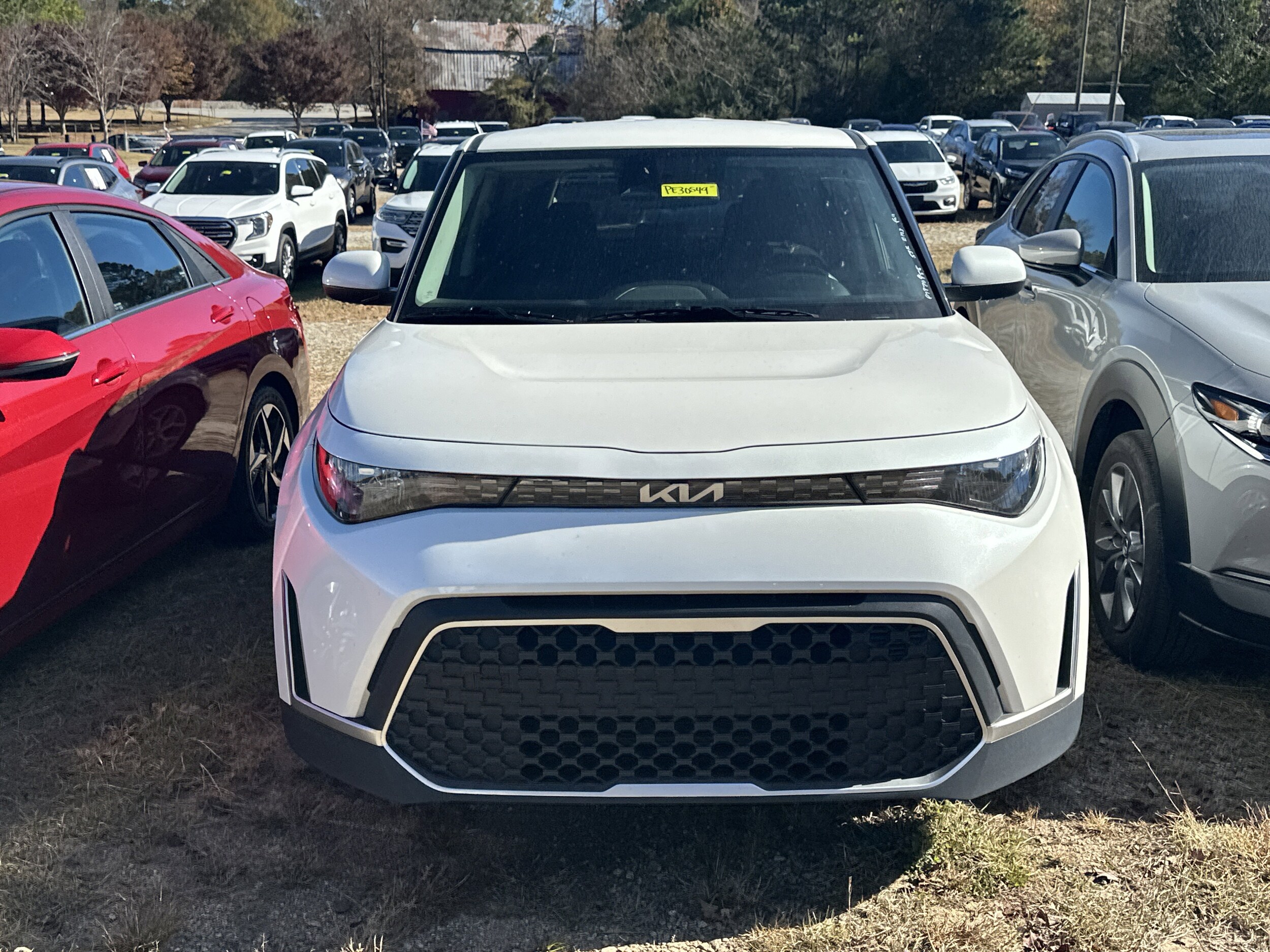 2023 Kia Soul LX photo 2