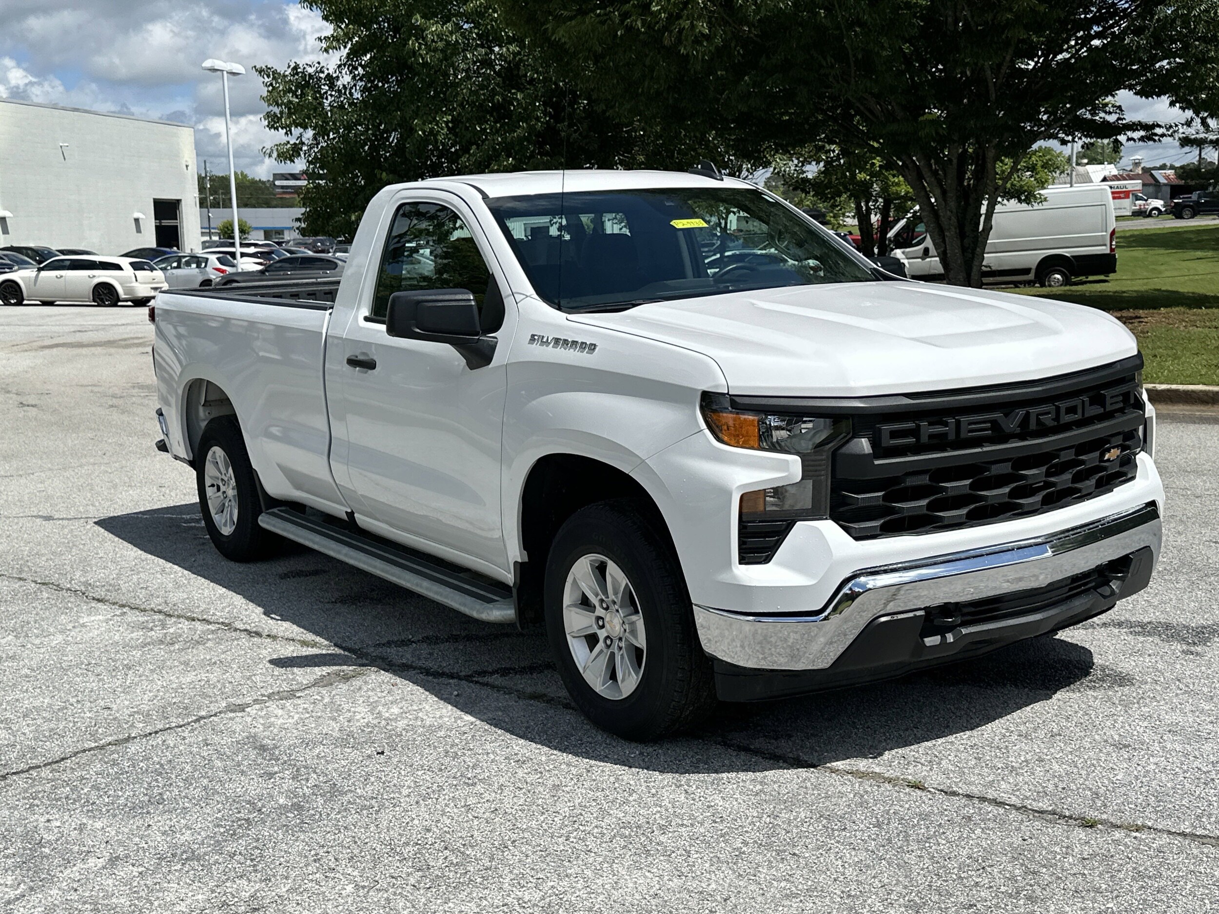 2024 Chevrolet Silverado 1500 Work Truck photo 3