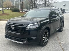 2025 Nissan Pathfinder Platinum SUV