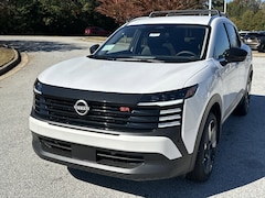 2026 Nissan Kicks SR SUV