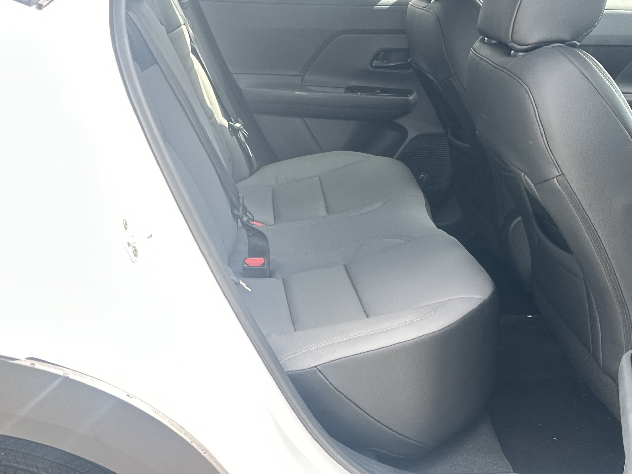 2026 Nissan KICKS S - Photo 15