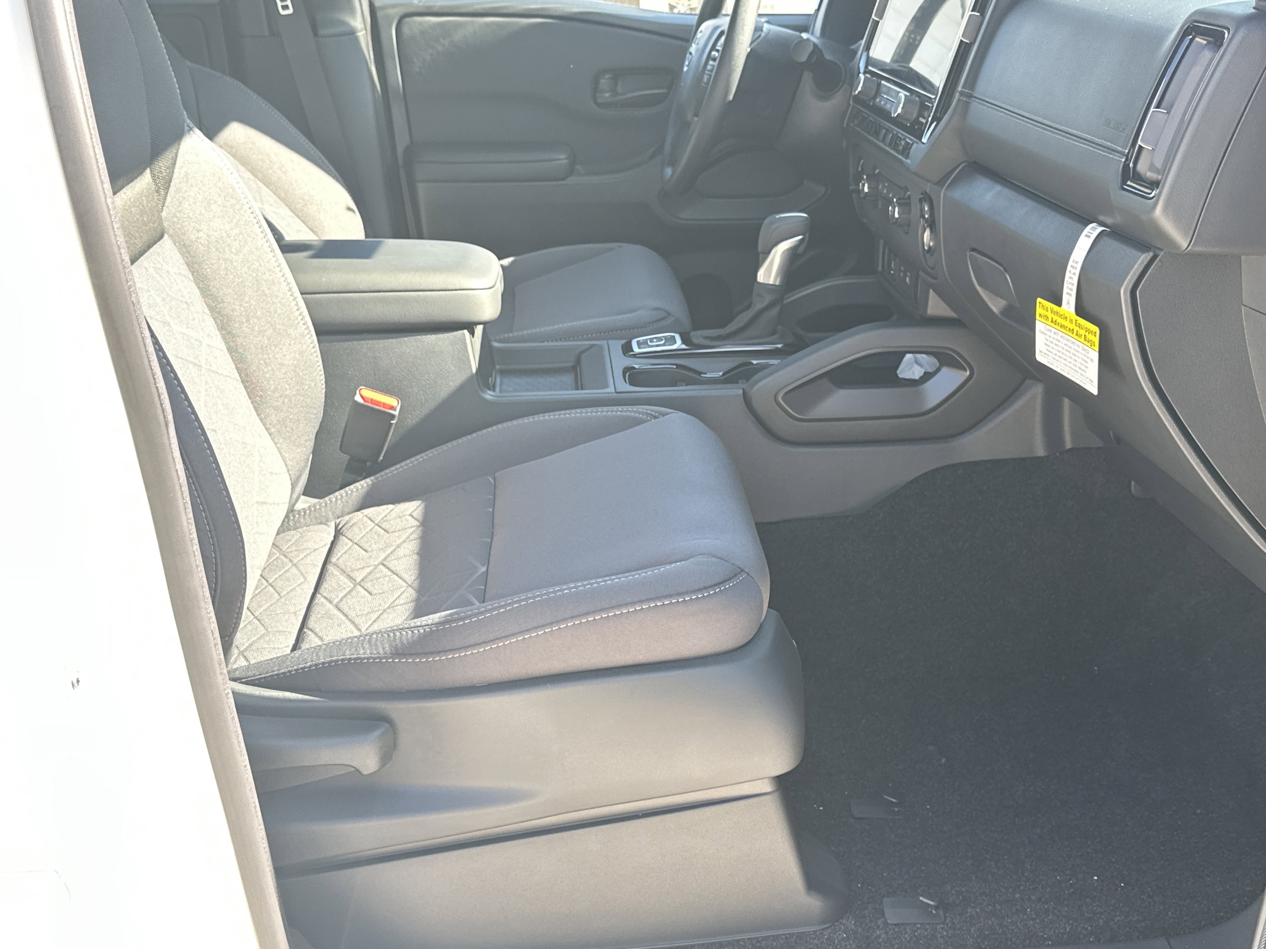 2026 Nissan Frontier SV - Photo 13
