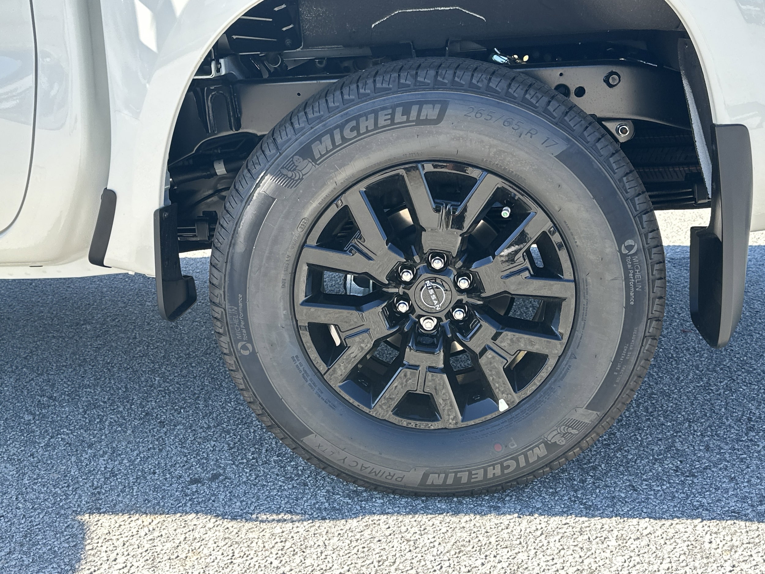 2026 Nissan Frontier SV - Photo 19