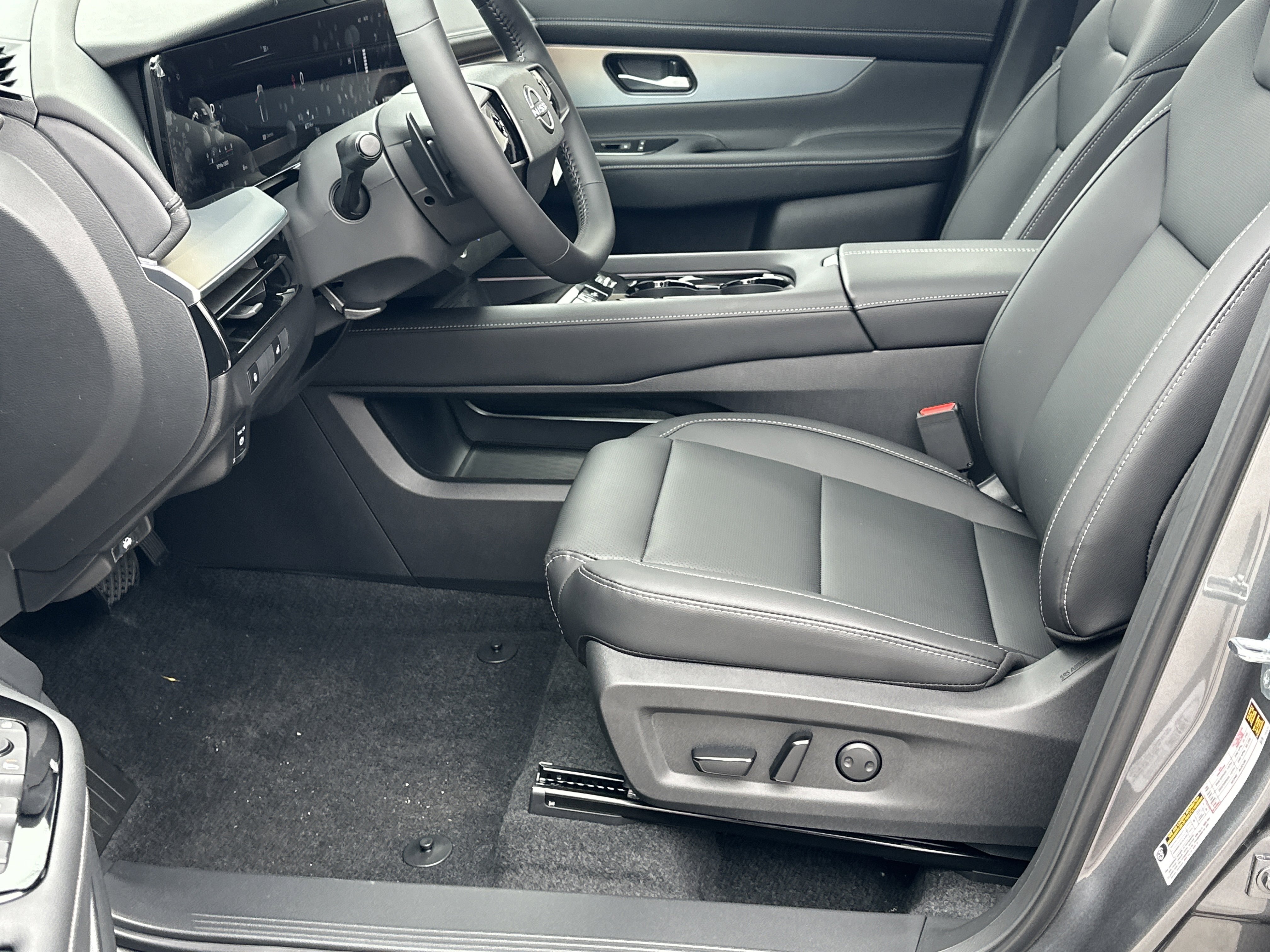 2026 Nissan Murano SL - Photo 9