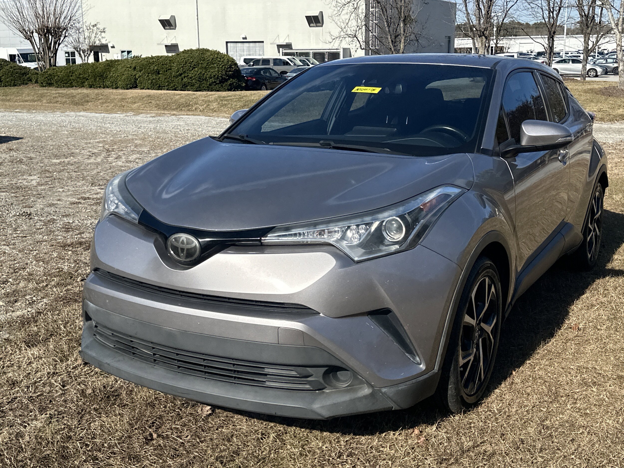 2018 Toyota C-HR XLE's photo